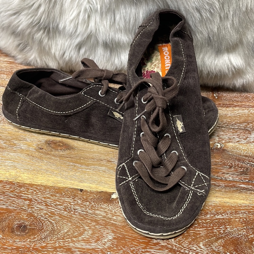 ROCKET DOGS Brown Suede Flats with Floral Insoles